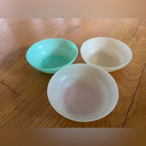 Tupperware Bowls Small #154 Set of 3 Snacks